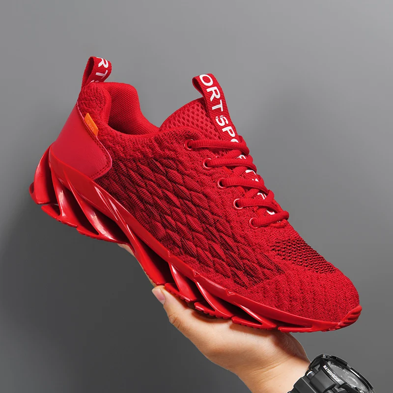 Sports Equipment Resale - Sneakers Casual Estive in Offerta per
