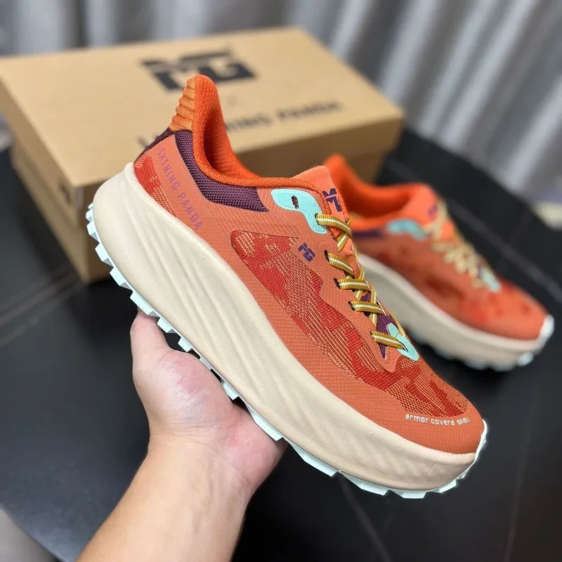 Nuove Scarpe Sportive Classich - Sports Equipment Resale recensione e prezzo